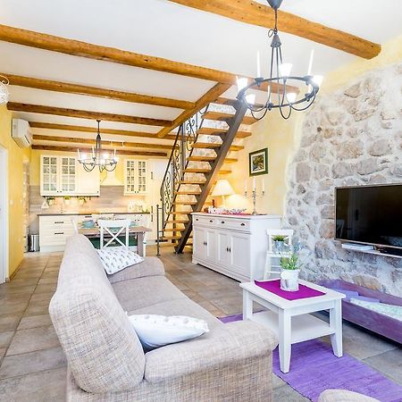 Holiday House Kate Čižići エクステリア 写真
