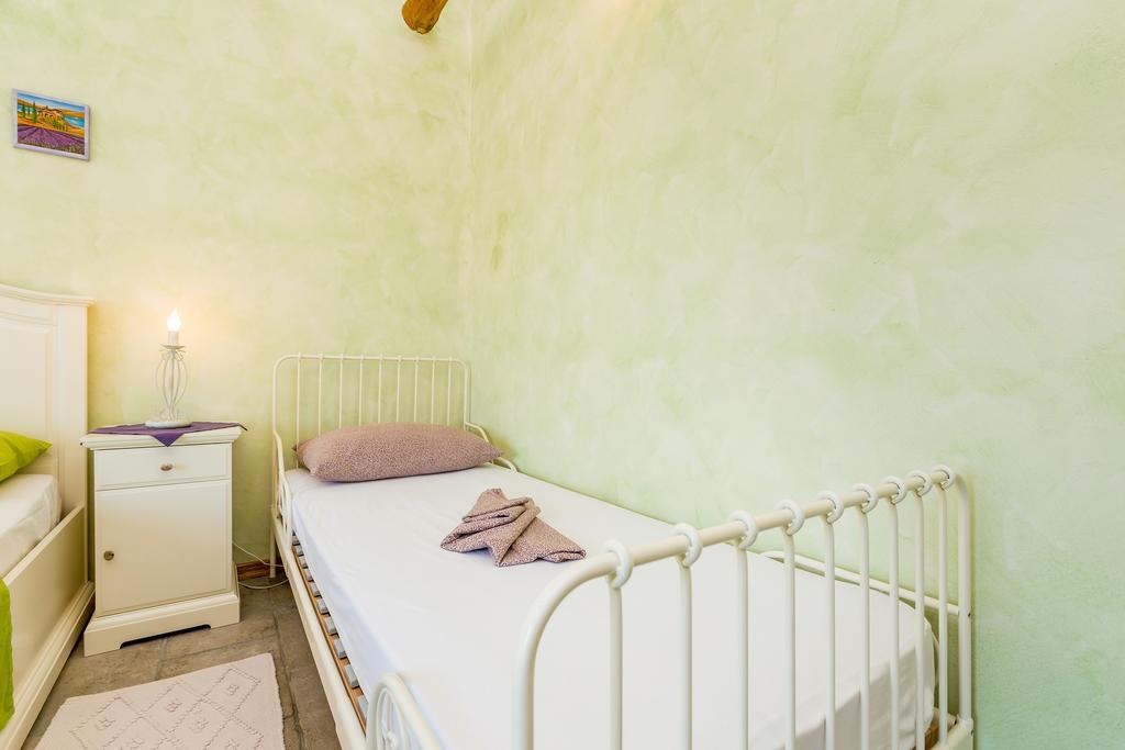 Holiday House Kate Čižići エクステリア 写真